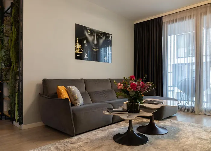 Urbanstay - Herastrau Luxury Apartament