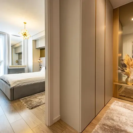 Urbanstay - Herastrau Luxury Apartman